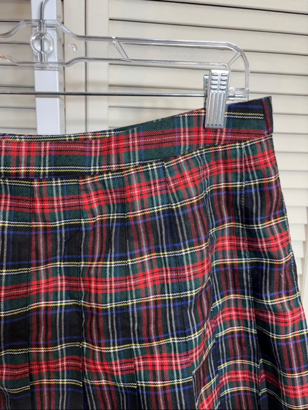 NWT Urban Outfitters Mary Red Tartan Plaid Pleated Mini Skirt Large - Picture 8 of 12